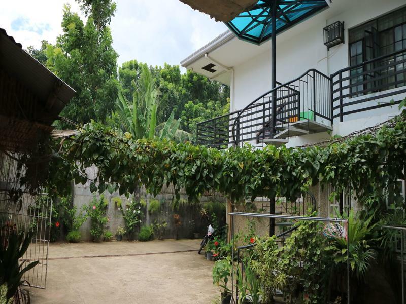 Charm Guest House Puerto Princesa Extérieur photo